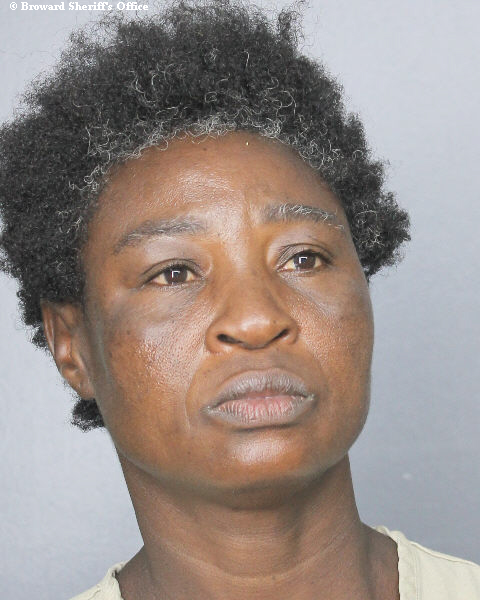  PATIENCE NKECHINYERE NWAGBO fotografia del sheriff oficial del condado de Broward