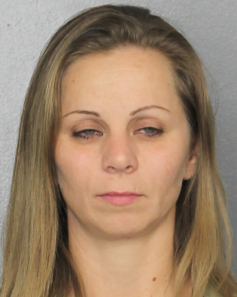 PRISCILA PARAISO DA SILVA fotografia del sheriff oficial del condado de Broward PRISCILA PARAISO DA SILVA fotografia del sheriff oficial del condado de Broward