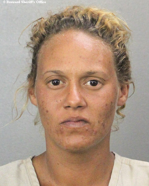 NICOLE BEATRICE BAZINI fotografia del sheriff oficial del condado de Broward NICOLE BEATRICE BAZINI fotografia del sheriff oficial del condado de Broward