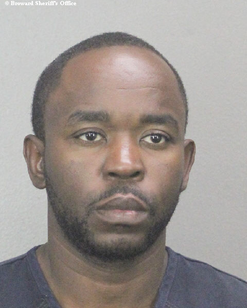  LAVAR ANQUOR ROBERTS Photos, Records, Info / South Florida People / Broward County Florida Public Records Results