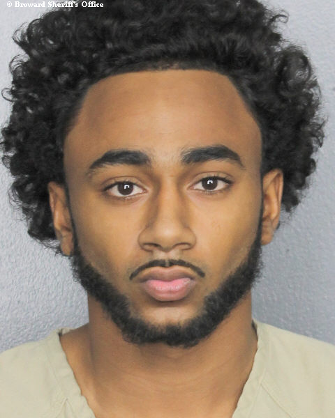  TYLOR CHELET FIASCONARO fotografia del sheriff oficial del condado de Broward