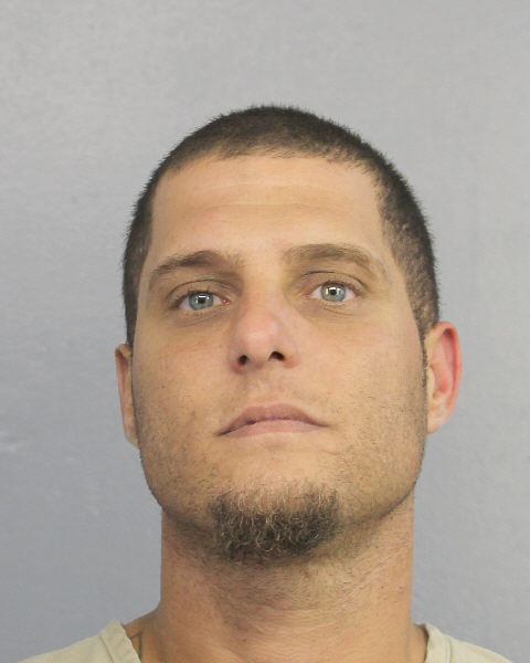  VICTOR RIVERO fotografia del sheriff oficial del condado de Broward