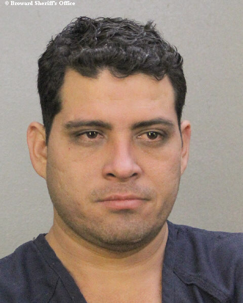 JOSE SANCHEZHERNANDEZ fotografia del sheriff oficial del condado de Broward JOSE SANCHEZHERNANDEZ fotografia del sheriff oficial del condado de Broward