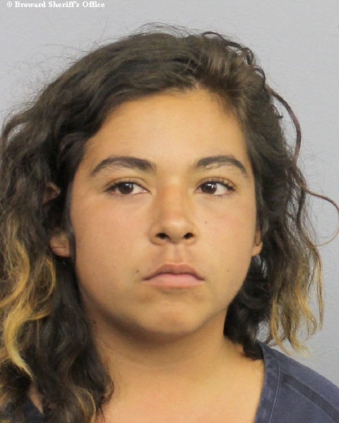  KRYSTINNE ALEXANDRA GONZALEZ fotografia del sheriff oficial del condado de Broward