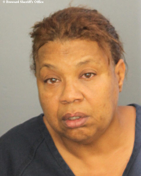  CLAUDINA REYNOSO fotografia del sheriff oficial del condado de Broward