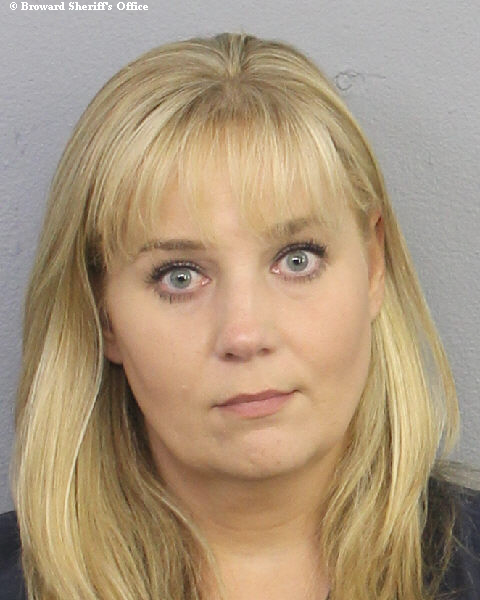  CHRISTINE LARNARD ZIMBELMANN fotografia del sheriff oficial del condado de Broward