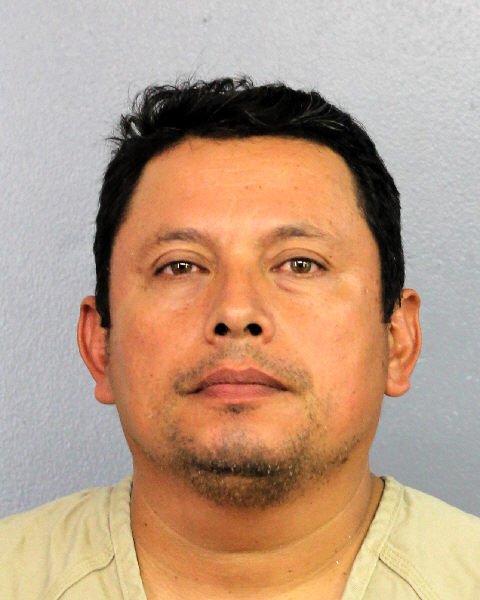  VICTOR MANUEL PINEDA CASTANEDA fotografia del sheriff oficial del condado de Broward