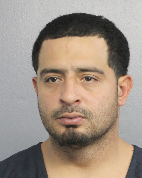  CARLOS RUEBEN VAZQUEZ fotografia del sheriff oficial del condado de Broward