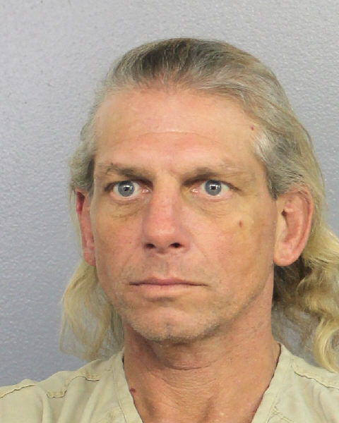 ANTHONY MICHEAL DELPERCIO fotografia del sheriff oficial del condado de Broward ANTHONY MICHEAL DELPERCIO fotografia del sheriff oficial del condado de Broward
