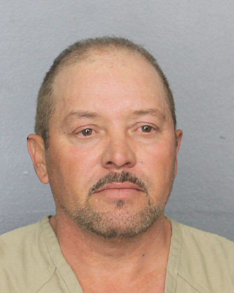  MIGUEL GONZALEZ fotografia del sheriff oficial del condado de Broward