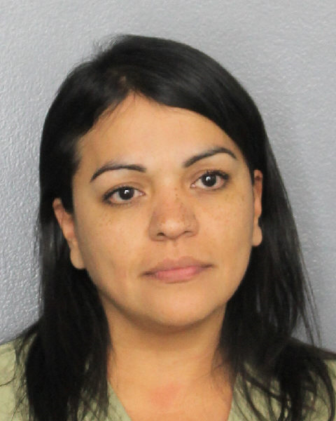  YESENIA GARCIA fotografia del sheriff oficial del condado de Broward