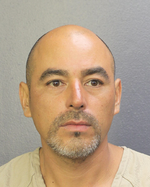 HOWARD SAMUEL ECHEONA fotografia del sheriff oficial del condado de Broward HOWARD SAMUEL ECHEONA fotografia del sheriff oficial del condado de Broward