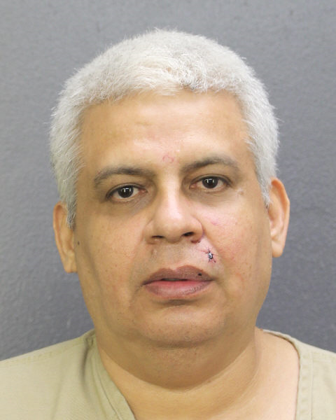 JOSE ANGEL INOSTROZA FILELLA fotografia del sheriff oficial del condado de Broward JOSE ANGEL INOSTROZA FILELLA fotografia del sheriff oficial del condado de Broward