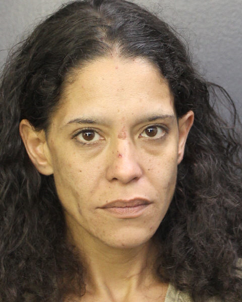  ERIKA CONTRERAS fotografia del sheriff oficial del condado de Broward