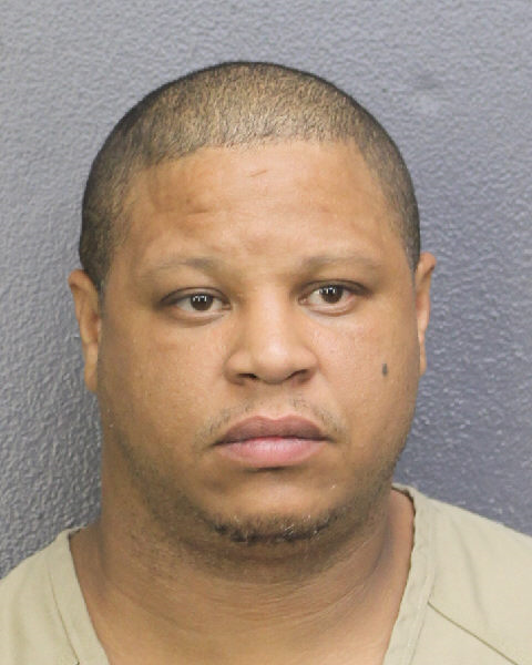 GONZALEZ SERRANO IHOSVANIS fotografia del sheriff oficial del condado de Broward GONZALEZ SERRANO IHOSVANIS fotografia del sheriff oficial del condado de Broward