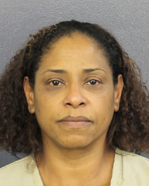  JOHANNA ELEEN MARQUEZ fotografia del sheriff oficial del condado de Broward