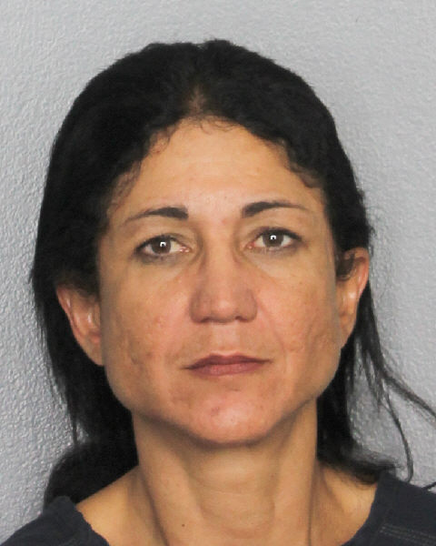 ISABEL GOMEZ fotografia del sheriff oficial del condado de Broward ISABEL GOMEZ fotografia del sheriff oficial del condado de Broward