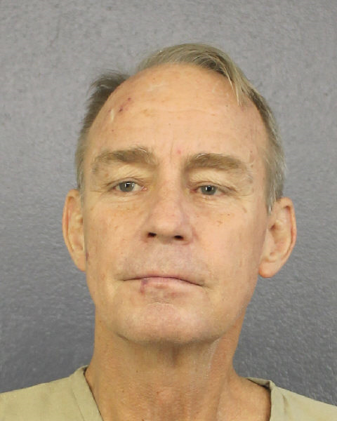  FRANK THOMAS COSNAHAN fotografia del sheriff oficial del condado de Broward