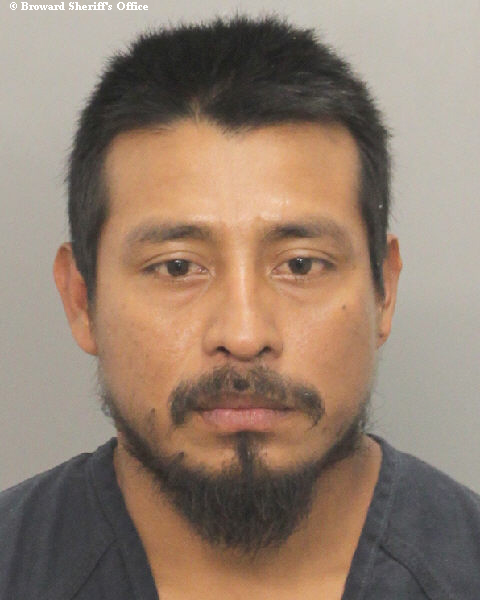  GEOVANNY DIAZ fotografia del sheriff oficial del condado de Broward