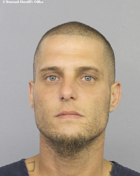  VICTOR MANUEL RIVERO fotografia del sheriff oficial del condado de Broward