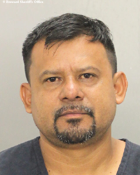  LUIS FRANISCO NAVAS fotografia del sheriff oficial del condado de Broward
