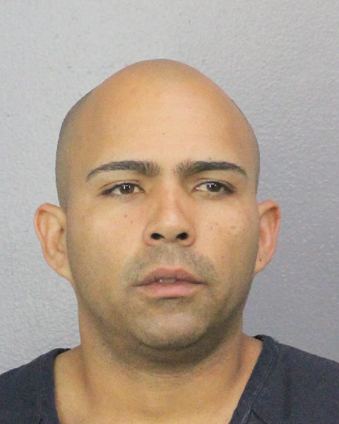  MAYKER FRANK CONTRERAS fotografia del sheriff oficial del condado de Broward