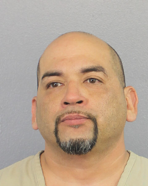  DANIEL LUIS GONZALEZ fotografia del sheriff oficial del condado de Broward