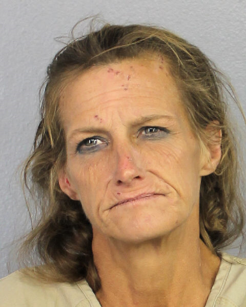  CECILA MARIE TORUM fotografia del sheriff oficial del condado de Broward