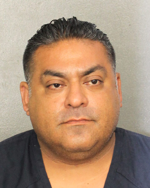  ADAM AZIZ BAIG fotografia del sheriff oficial del condado de Broward
