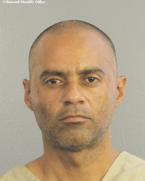  MARIANO RENOVALES CRUZ fotografia del sheriff oficial del condado de Broward