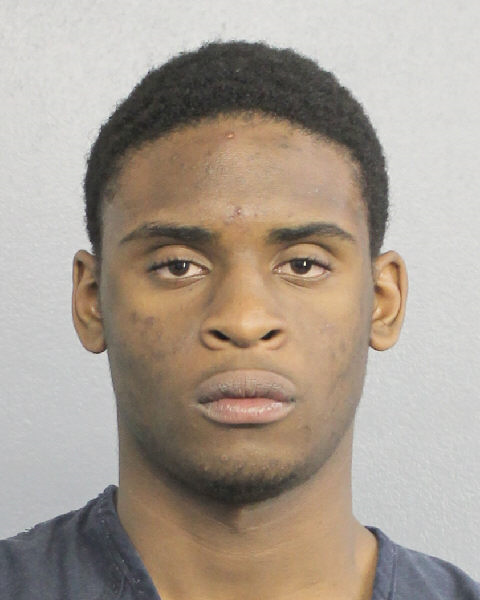  KENDY BREUS fotografia del sheriff oficial del condado de Broward