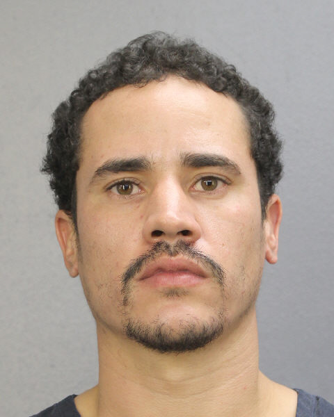  JOSSUE MANUEL DIAZ fotografia del sheriff oficial del condado de Broward