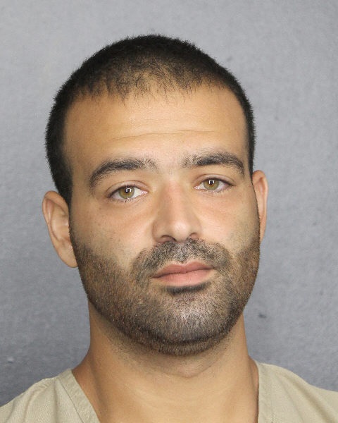 Arnold Molinero Junior fotografia del sheriff oficial del condado de Broward