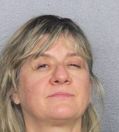 Elizabeth Agata Shomers fotografia del sheriff oficial del condado de Broward Elizabeth Agata Shomers fotografia del sheriff oficial del condado de Broward