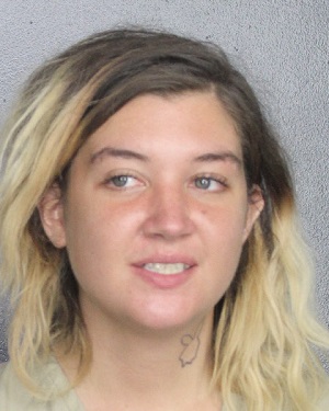 KESLEY LOURDES MARQUEZ Photo