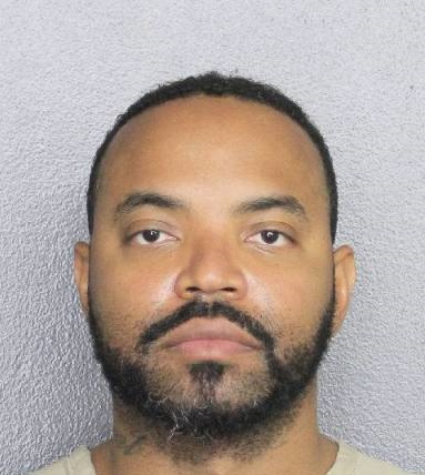 Michael Avila fotografia del sheriff oficial del condado de Broward