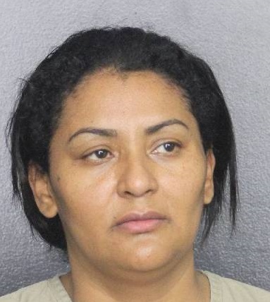 Nolvia Carillo fotografia del sheriff oficial del condado de Broward Nolvia Carillo fotografia del sheriff oficial del condado de Broward