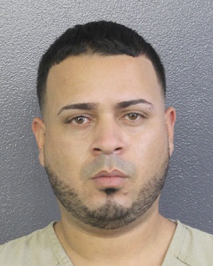 OSIRIS CARPENTER SAEZ fotografia del sheriff oficial del condado de Broward