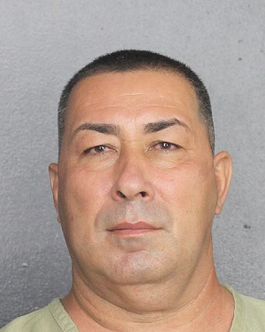 ROBERTO ROMAN Photos, Records, Info / South Florida People / Broward County Florida Public Records Results