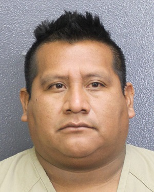 RUFINO TZUNUX CHIVALAN fotografia del sheriff oficial del condado de Broward