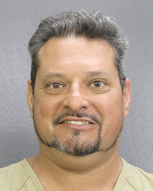 VICTOR EDUARDO VAZQUEZ fotografia del sheriff oficial del condado de Broward