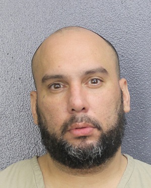ALEX RUIZ fotografia del sheriff oficial del condado de Broward ALEX RUIZ fotografia del sheriff oficial del condado de Broward