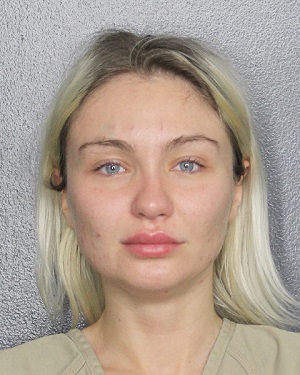 BIANCA OGHINCLUC Photo