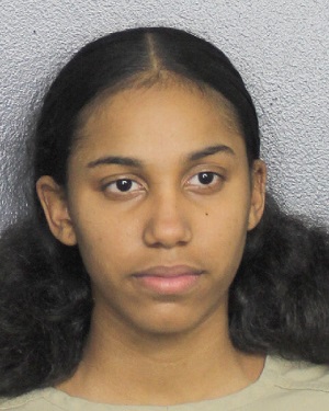 CHEYENNE JOAN OLSON Photo