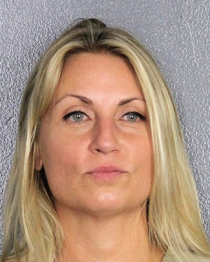 NATASZA ULANA PLUDOWSKI fotografia del sheriff oficial del condado de Broward