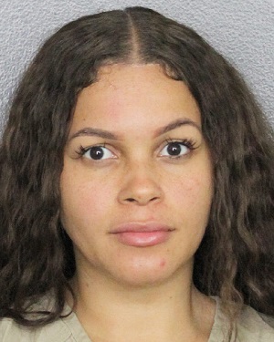 TARA LYNN SIMS Photo