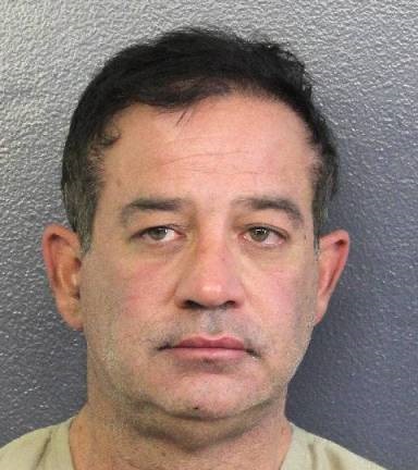 TIKI BAKHSHI fotografia del sheriff oficial del condado de Broward