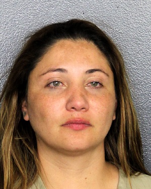 YEMI LEONOR DIAZ CASTRO Photo