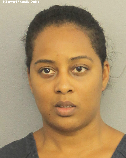  KEISHA CHUNG fotografia del sheriff oficial del condado de Broward