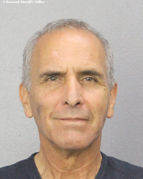  JULIO CESAR NEIRA fotografia del sheriff oficial del condado de Broward